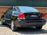 Volvo S60 2.4D Premium +AUTOMATIK+TMPMT+SHZ+ - gebrauchte Volvo S60 aus dem Jahr 2003