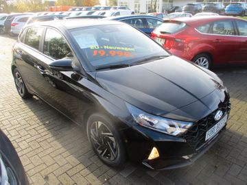 Hyundai i20 PDC + Kamera PA