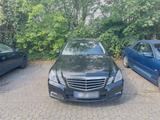 Mercedes-Benz E 250 CGI  2010  Schwarz ... - Mercedes-Benz E 250 in Bonn