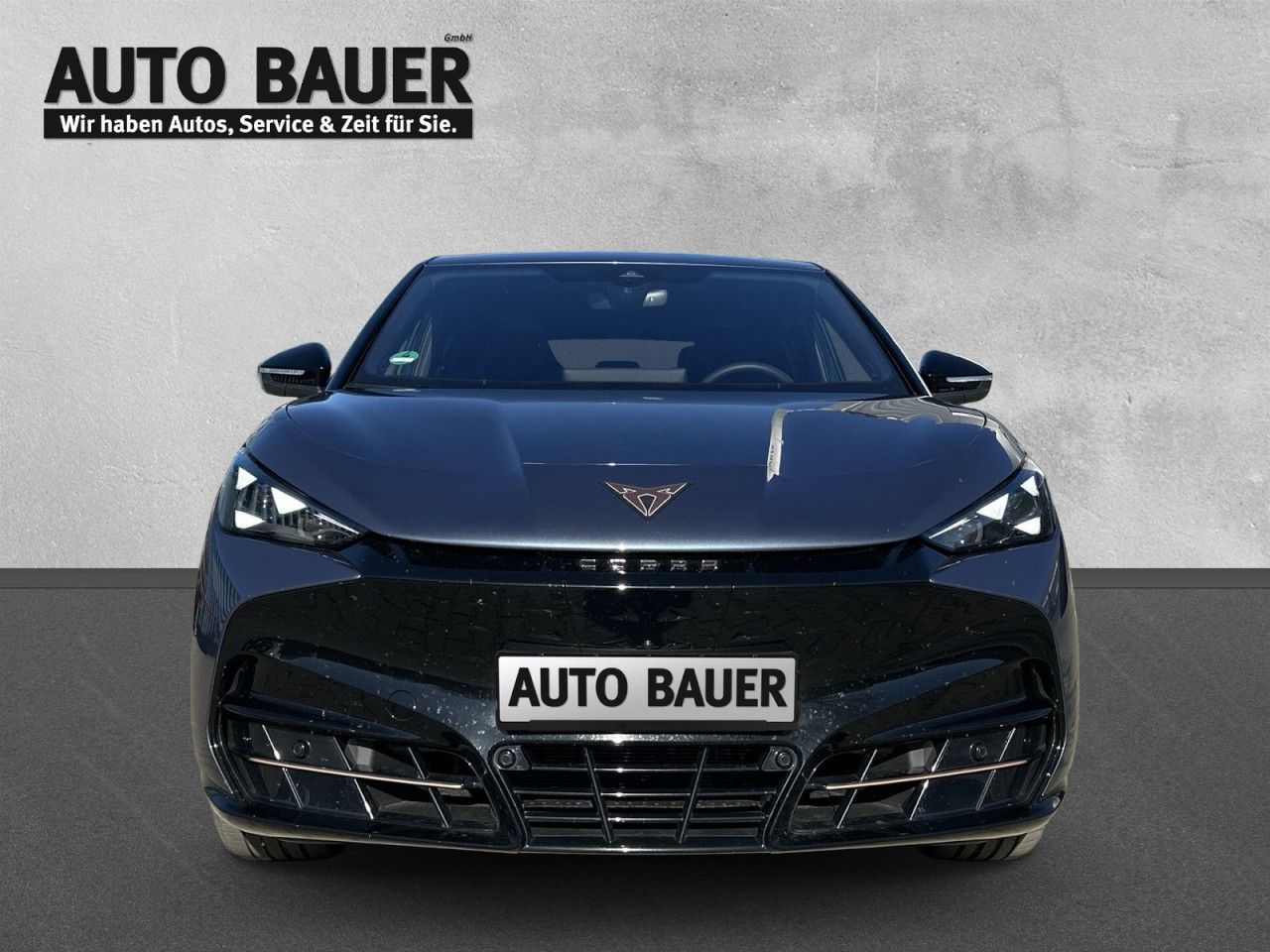 Fahrzeugabbildung CUPRA Tavascan VZ 4Drive 340 PS 77 kWh - mit KI generiert/bearbeitet