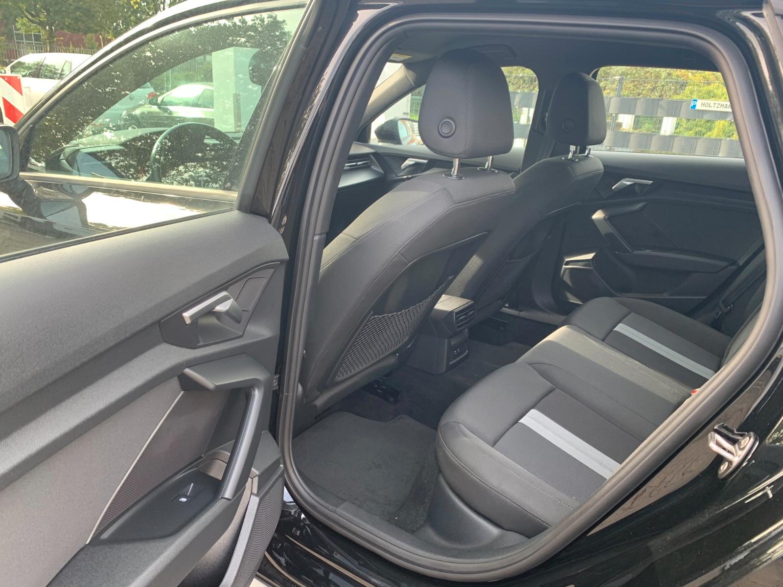 Audi A3 Sportback 30 TFSI S line, миниатюра 9