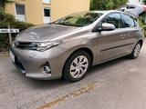 Toyota Auris 1.6 - Toyota Gebrauchtwagen in Regensburg