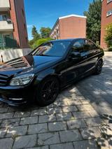 Mercedes-Benz C 320 CDI AMG-Paket - Mercedes-Benz C 320: Cdi AMG