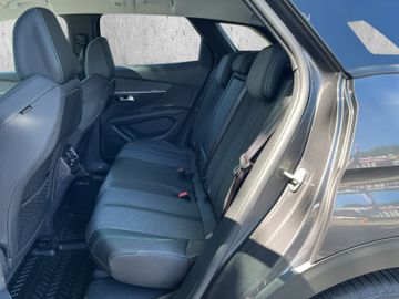 Peugeot 3008 Allure Pack HDI 130 Navi+SHZ+RFK+Allwetter