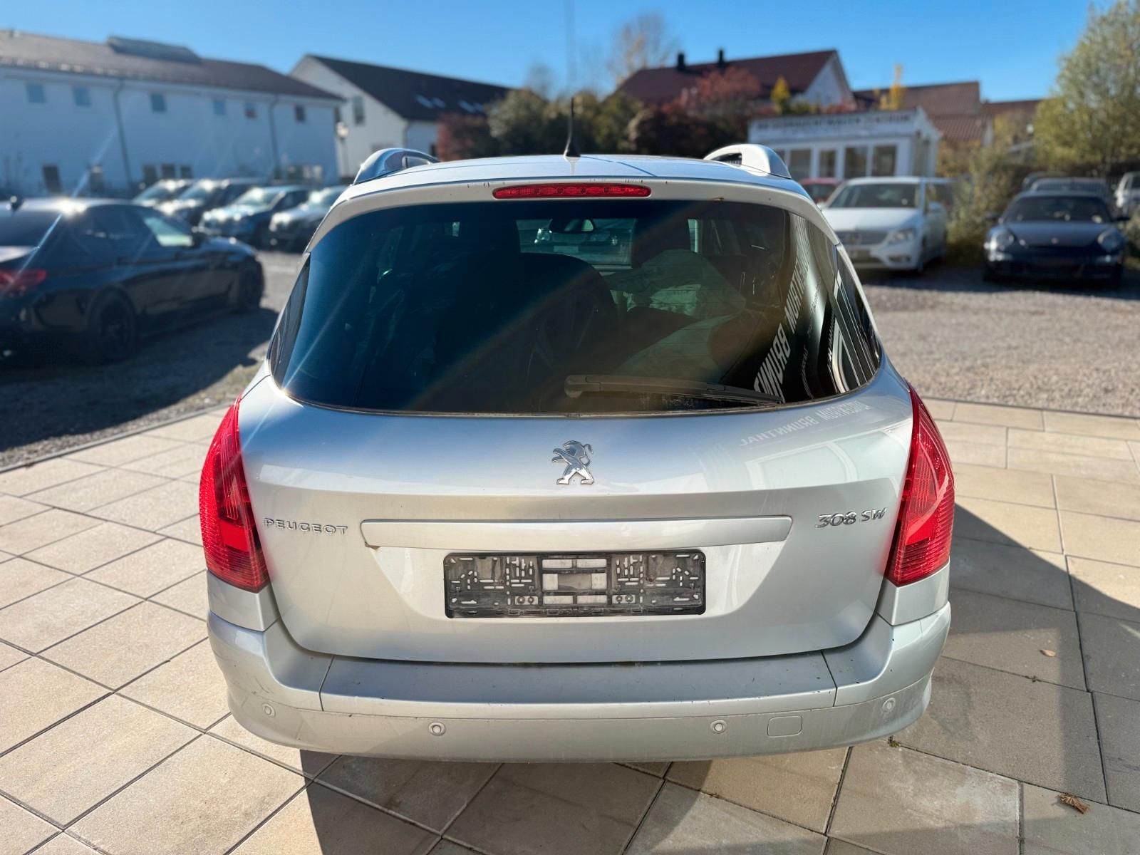 Peugeot 308 2012 — photo 6