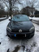Volkswagen VW Golf 6 1.6 TDI Zahnrimen Turbo tüv neu - Volkswagen Golf Turbo mit Diesel-Antrieb