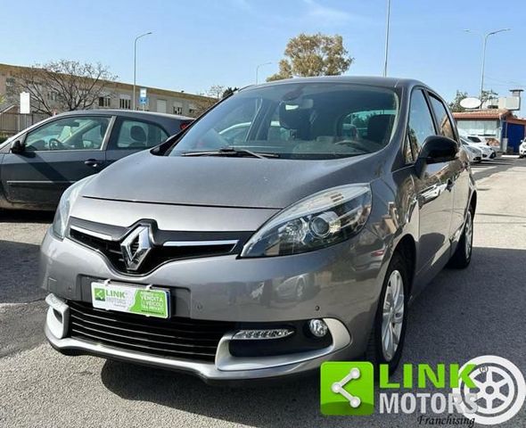 Renault RENAULT Scenic Scénic XMod dCi 110 CV EDC Bose