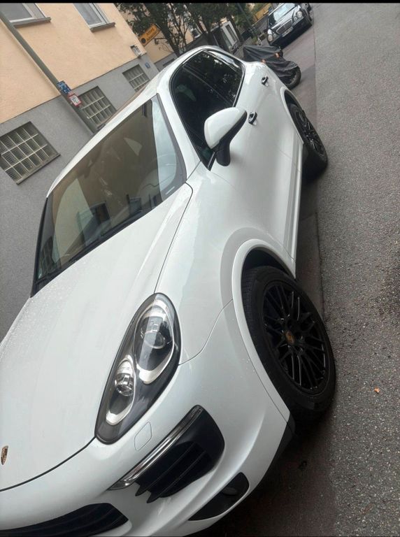 Image of Porsche Cayenne