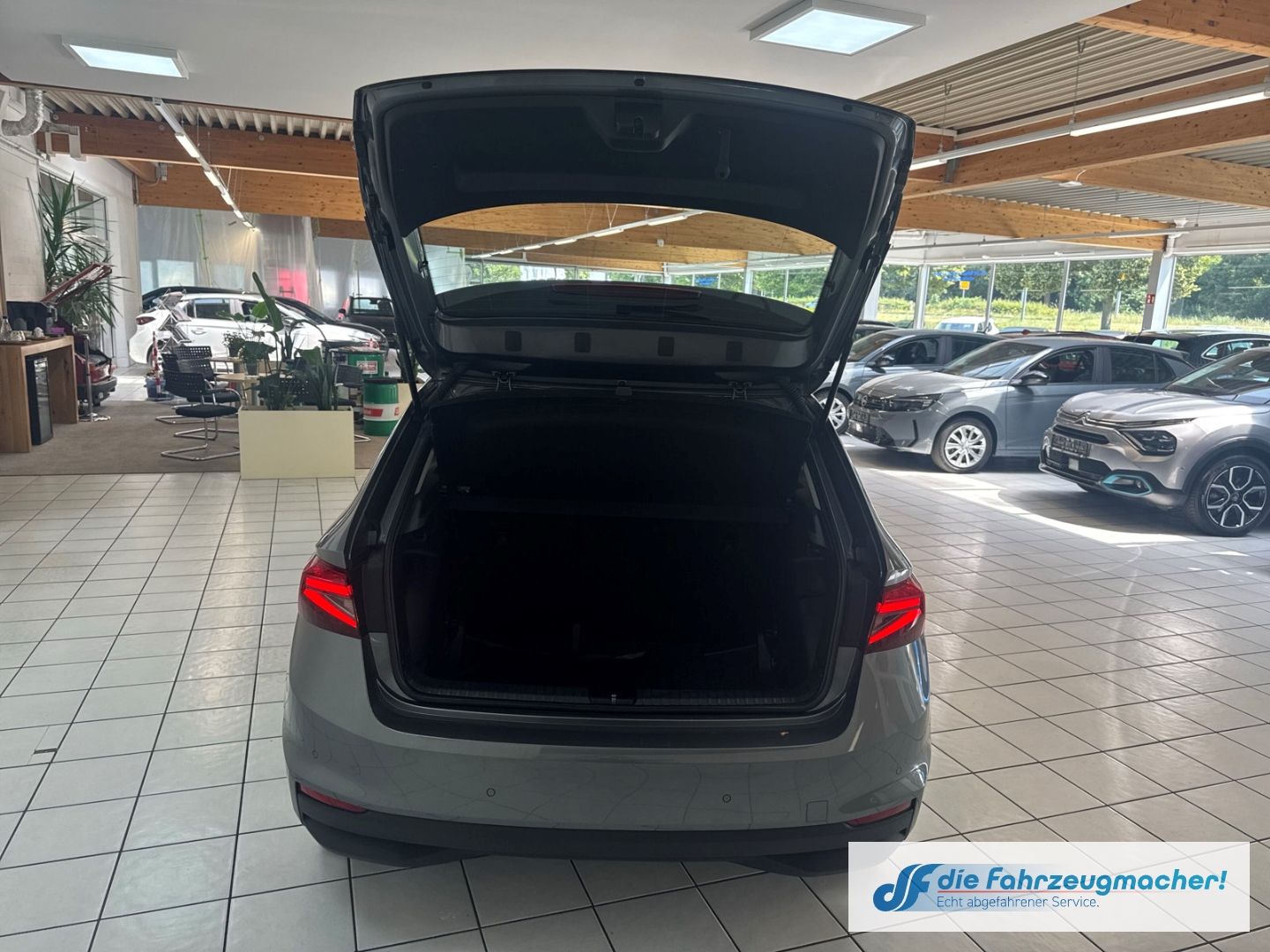 Fahrzeugabbildung SKODA Fabia Selection LED Sperrdiff. ACC Apple CarPlay