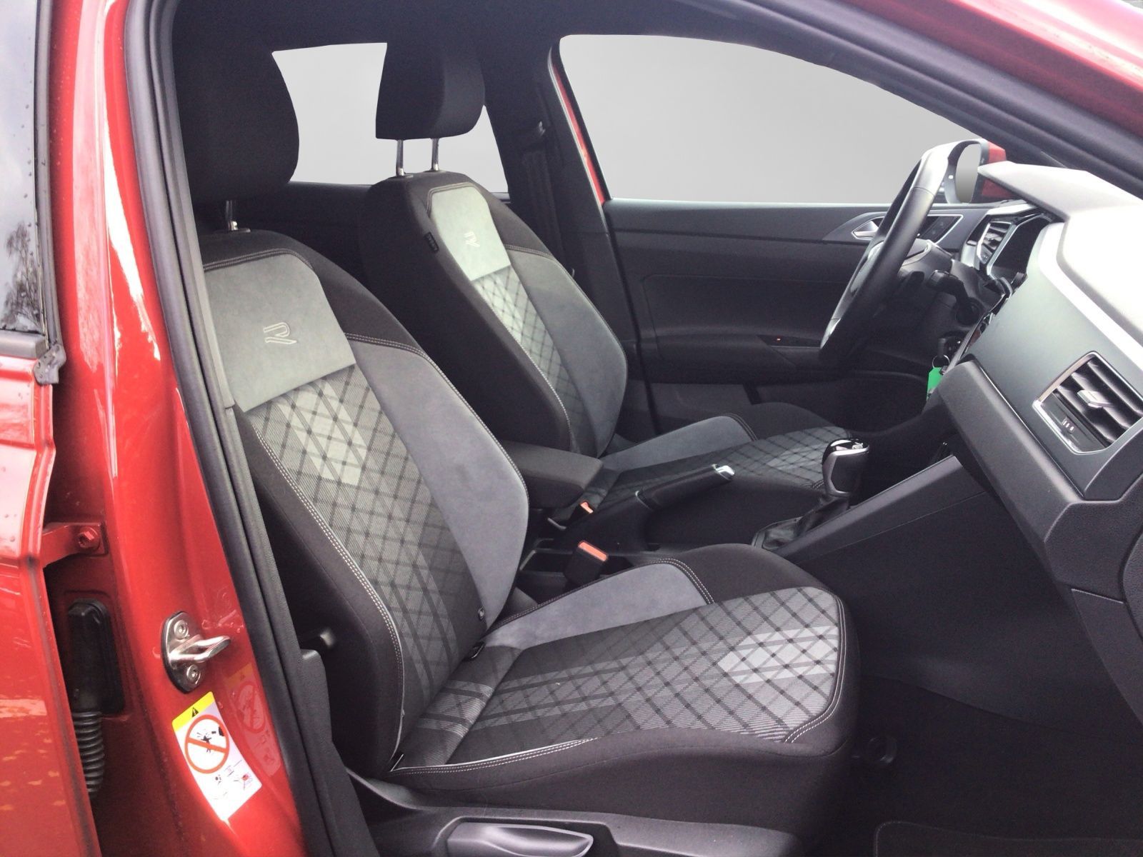 Volkswagen Taigo - Bild 4