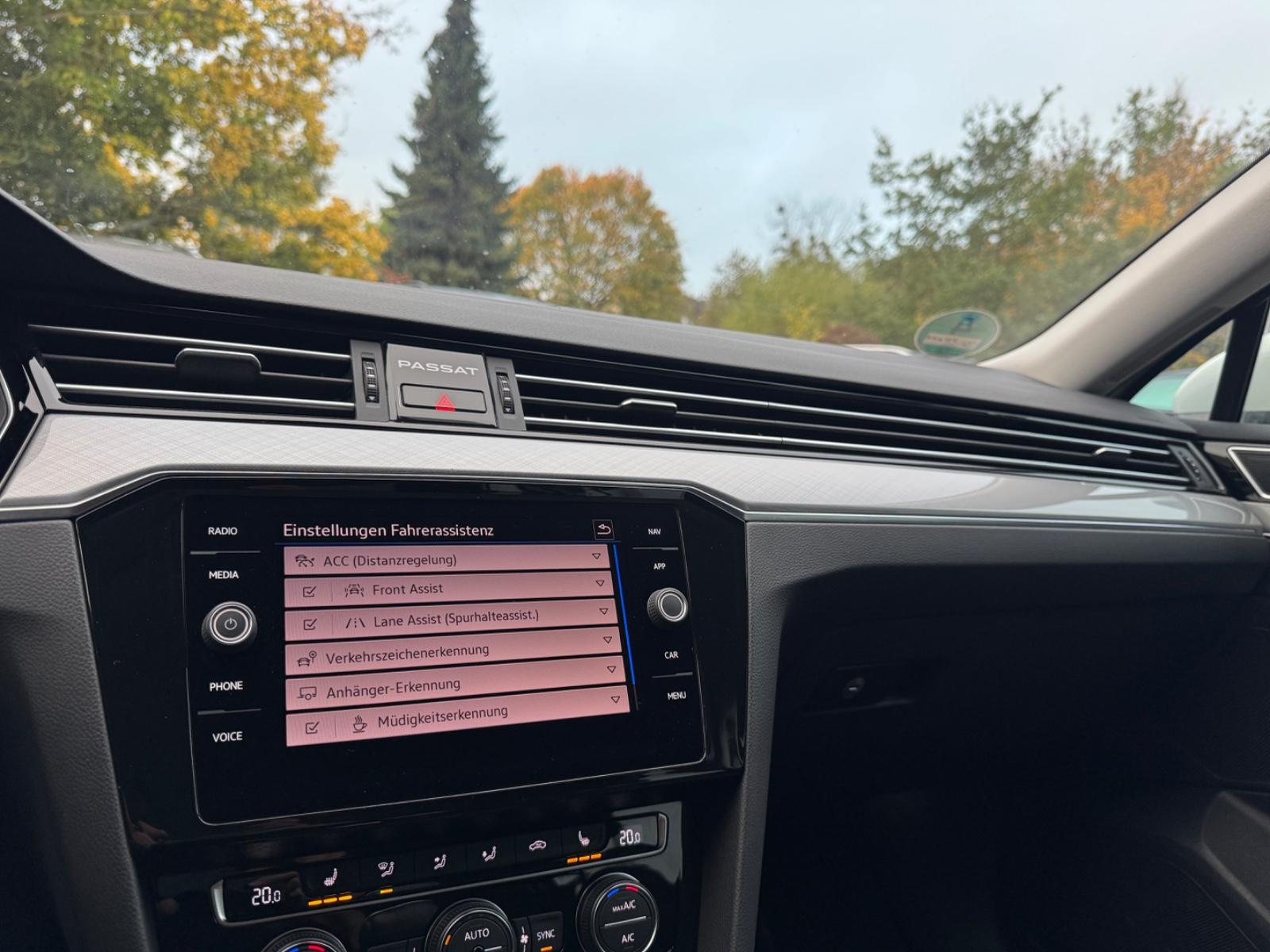 Volkswagen Passat Variant Business 2.0 TDI,Ahk,ACC,Massage