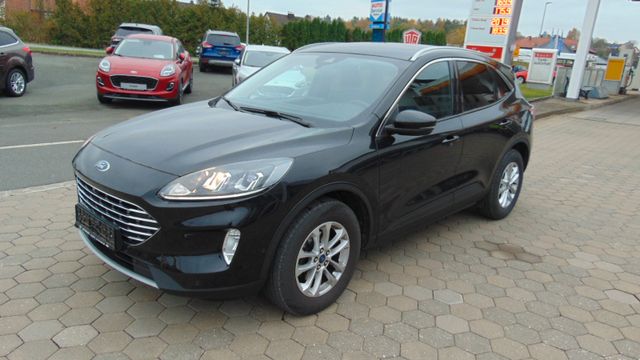 Ford Kuga Titanium  Navi WiPak AHK  LED RFK Garant.++