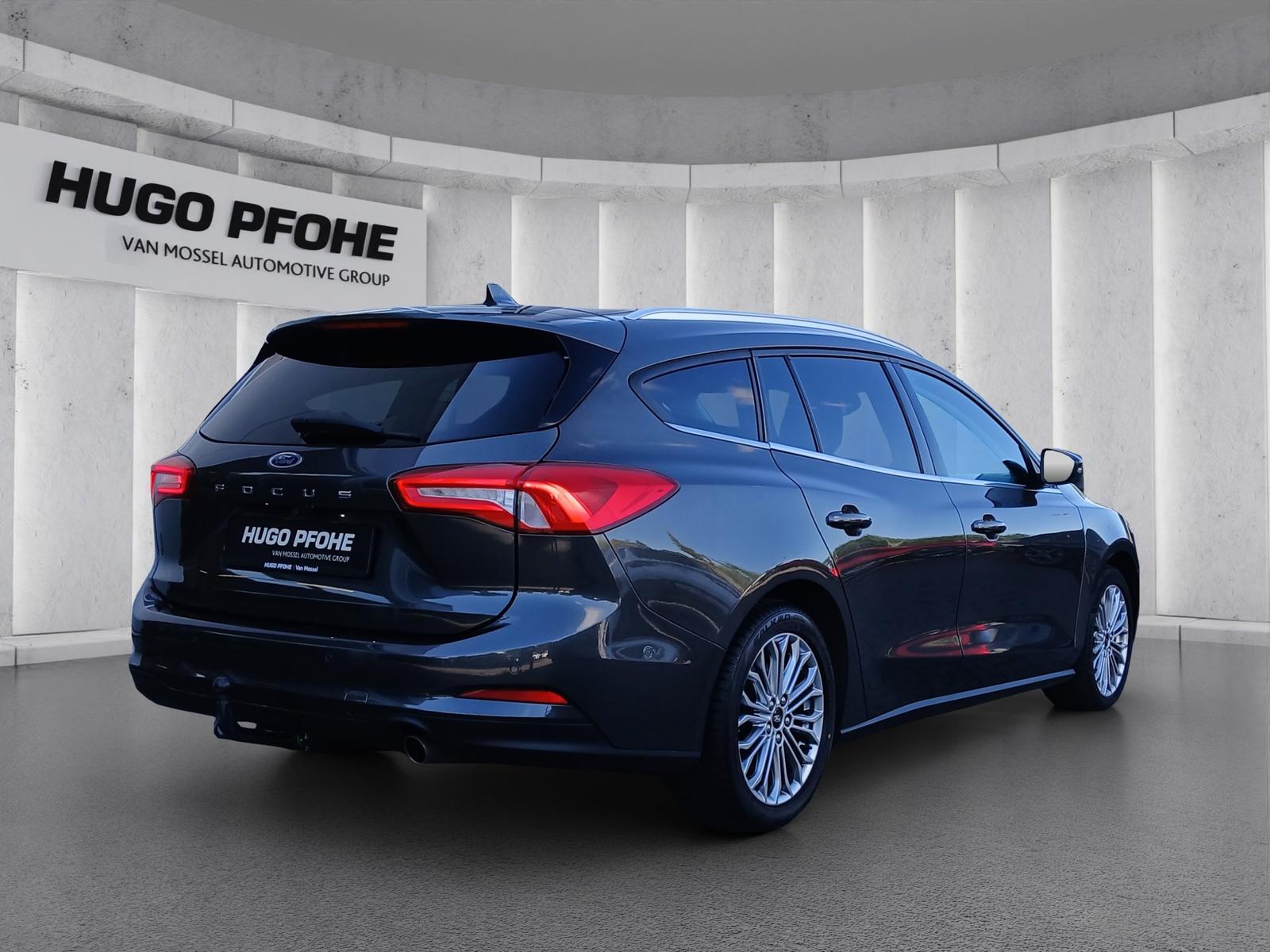 Ford Focus Titanium Turnier LED NAVI AHK KAMERA