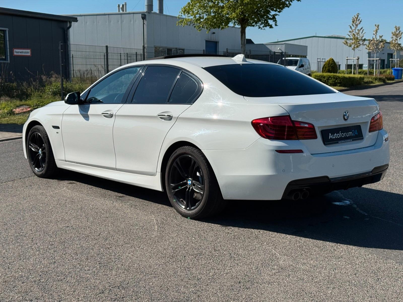 BMW 520d Lim. M-Paket*Autom.*Navi*HUD*Schiebedach*