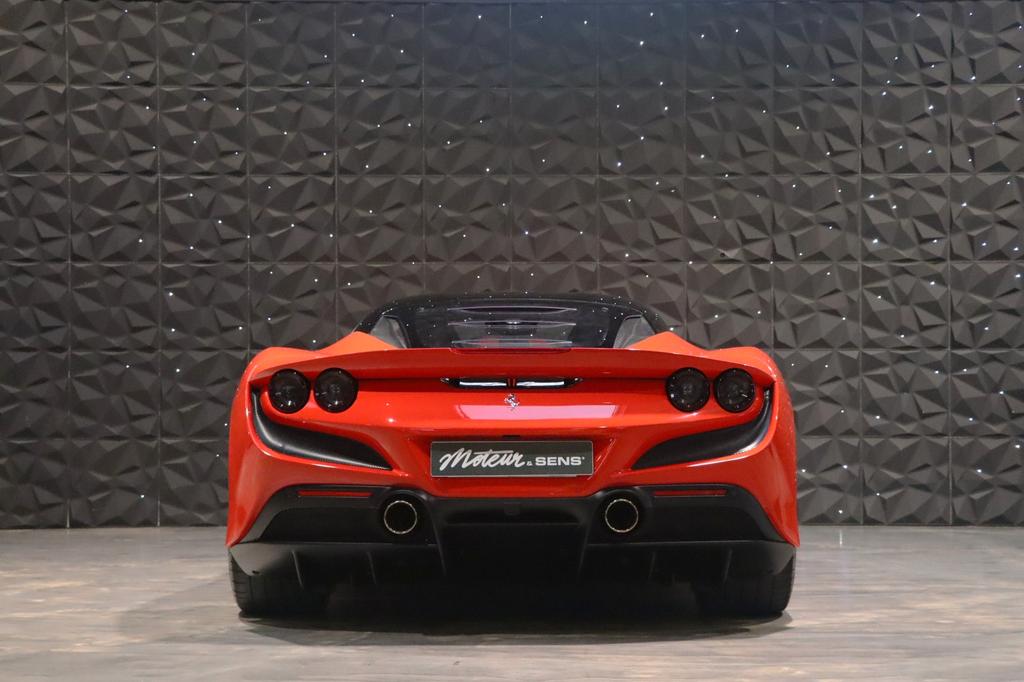 Ferrari F8