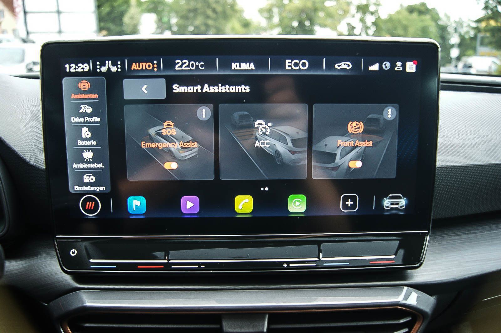 Fahrzeugabbildung CUPRA Leon Sportstourer e-Hybrid PANORAMA CARPLAY ACC