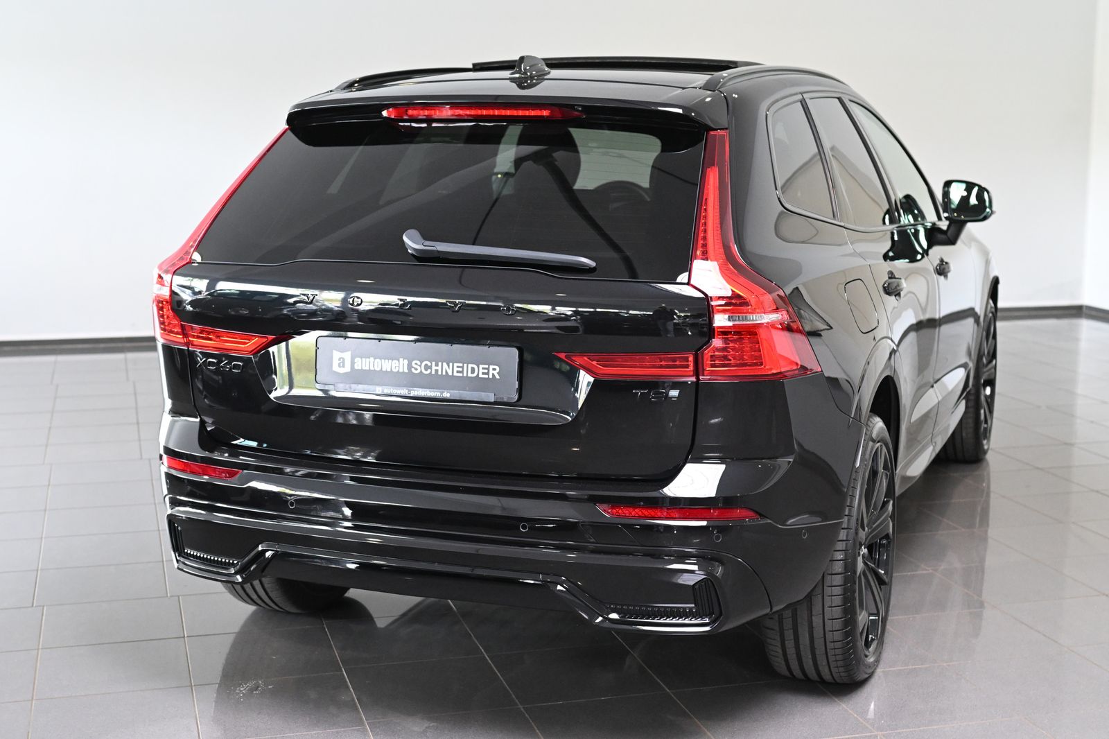 Volvo XC60 T8 AWD Ultra Black Edition Pano ACC HUD H&K imagem 2