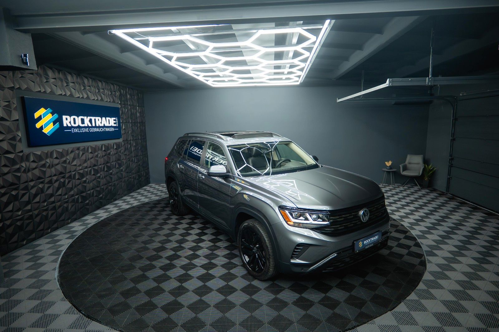 Fahrzeugabbildung Volkswagen ATLAS 3.6 4x4 SEL PREMIUM Black Line *7 Sitze*