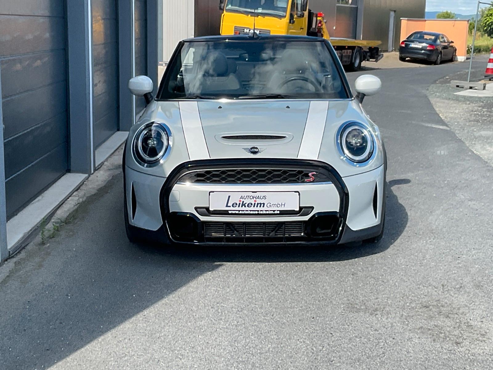 MINI COOPER S CABRIO Classic Trim - Harman Kardon
