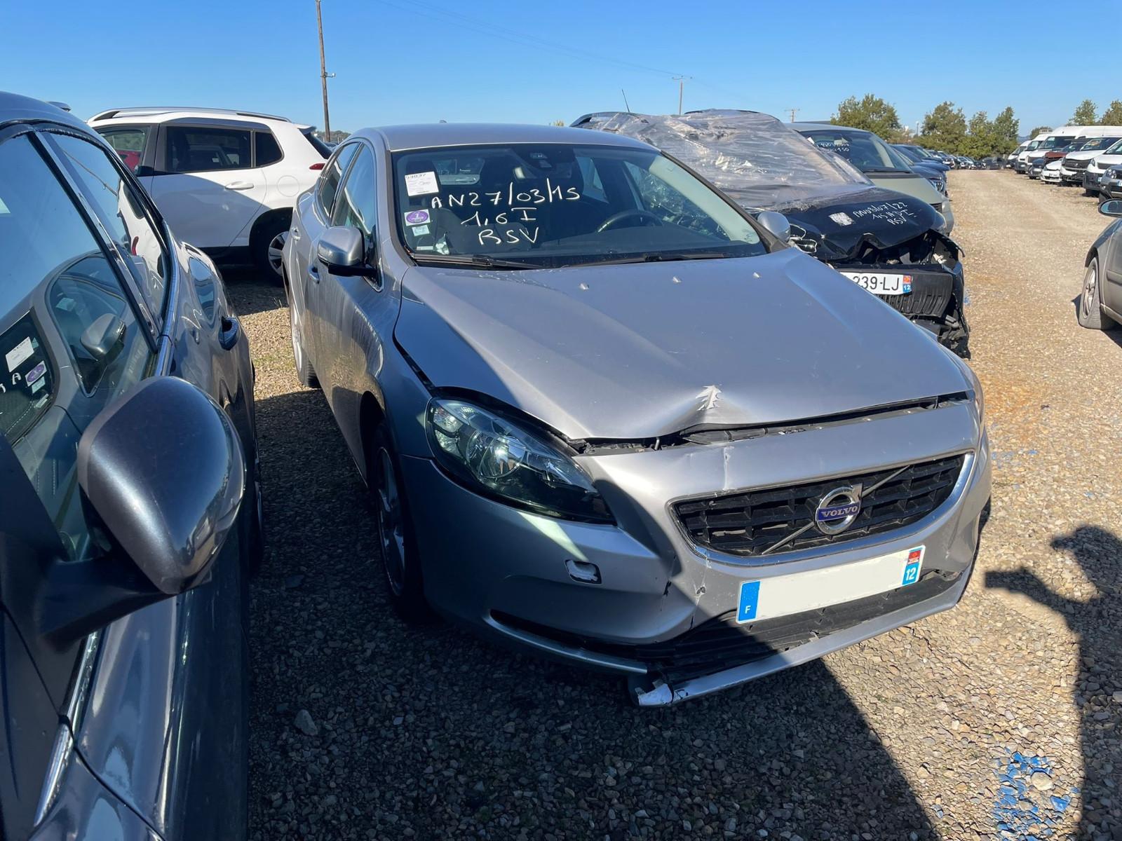 Volvo V40 1.6 T2 120 Momentum Effektiv Line / DQ275