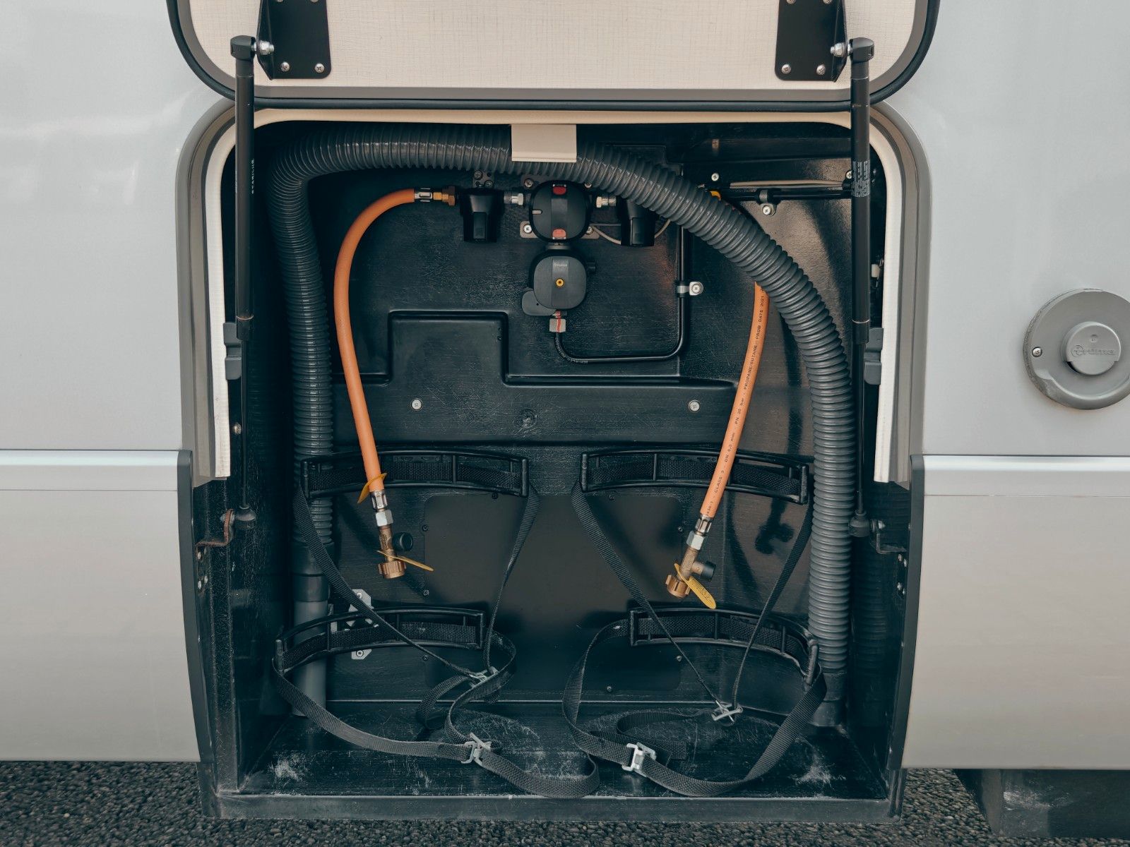Fahrzeugabbildung HYMER / ERIBA / HYMERCAR B - KLASSE MC T 680 - INDIVIDUAL AUS ERSTBESITZ