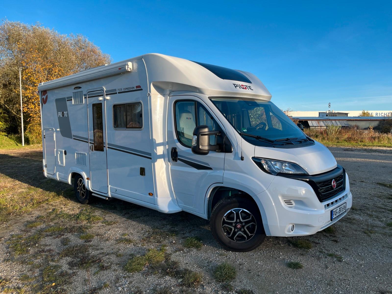 Pilote Pacific 696 D Expression 180PS 10" Navi Safety