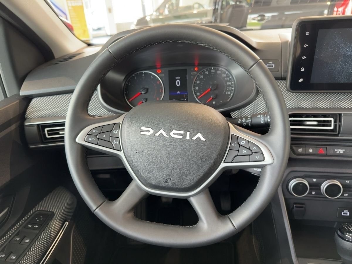Fahrzeugabbildung Dacia Jogger Extreme+ TCe 110 7-Sitzer Navi SHZ Kamera