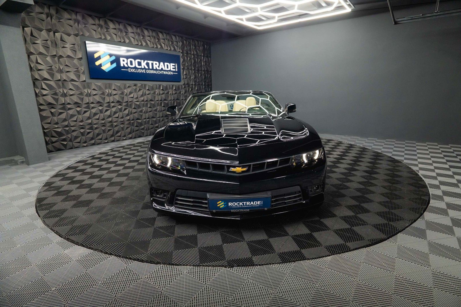 Fahrzeugabbildung Chevrolet Camaro 6.2 V8 | Deutsche EZ | Unfallfrei | Xenon