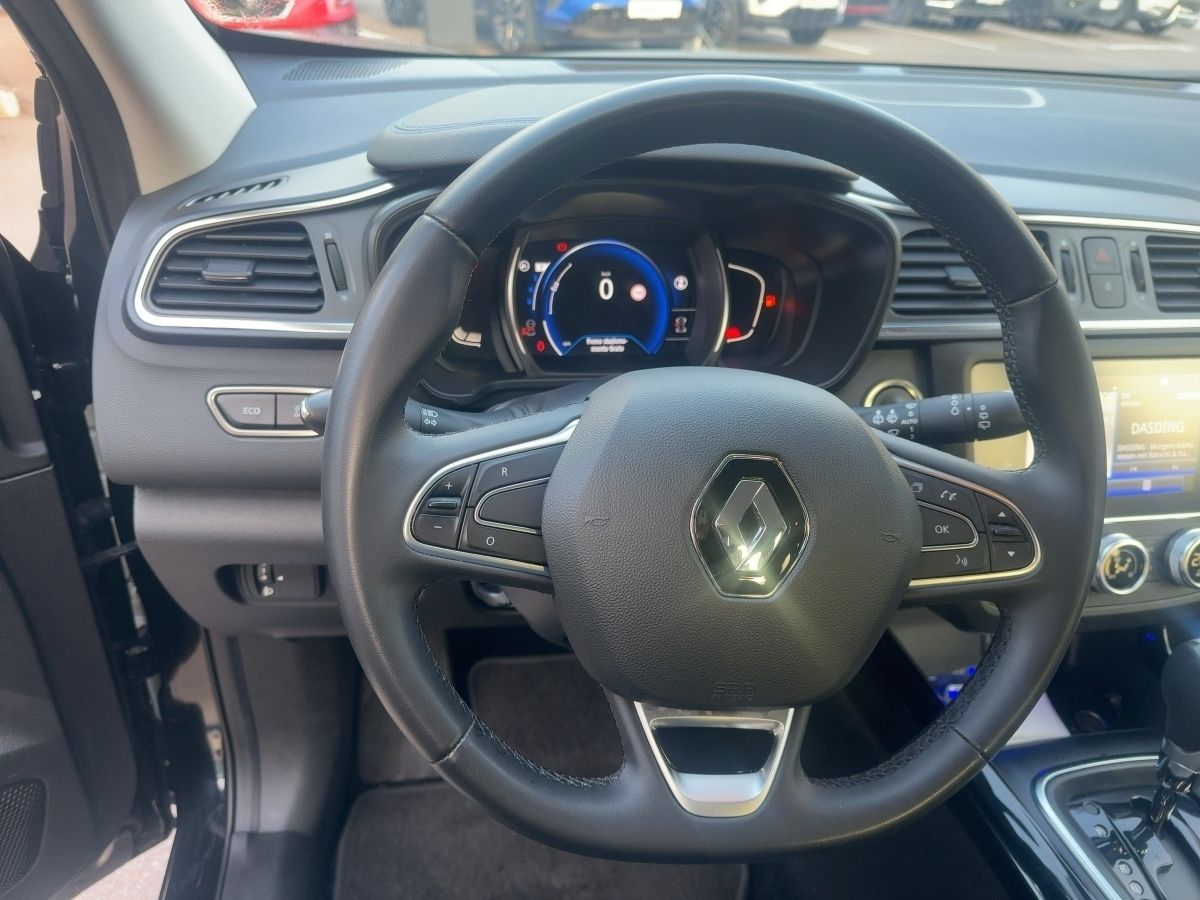 Fahrzeugabbildung Renault Kadjar LIM. Del.TCe 140 EDC Kamera SHZ Navi GJR