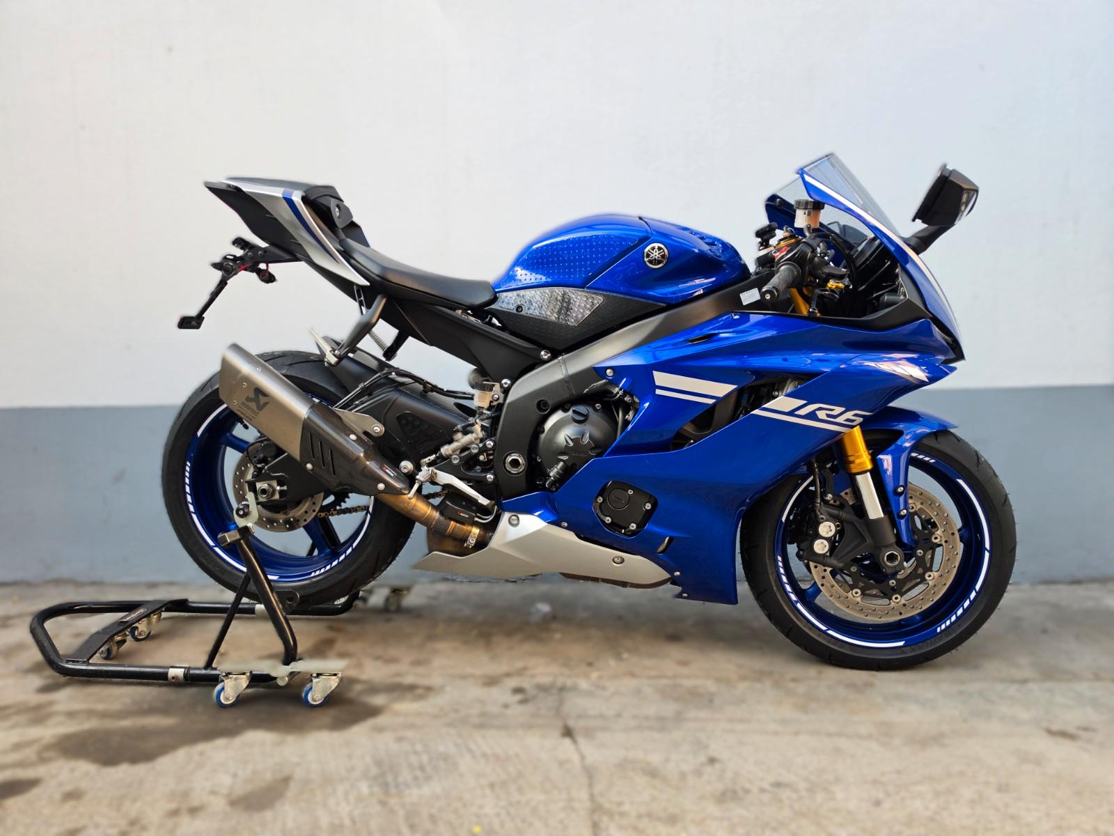 Yamaha R6 RJ27 | *Akrapovic* | Reifen+ Service+ TÜV NEU