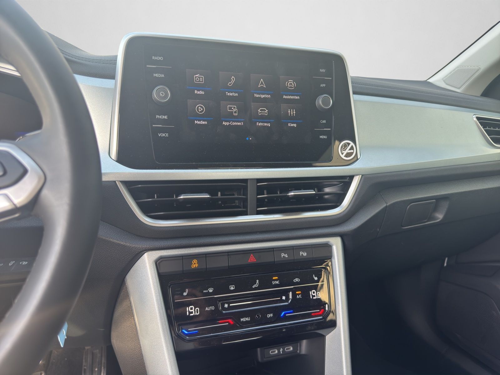 Volkswagen T-Roc - Bild 12