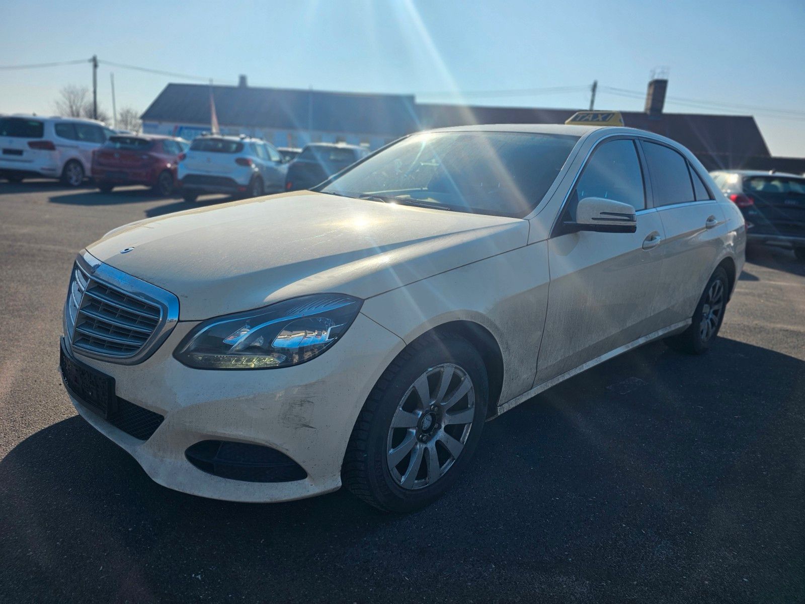 Mercedes E 200