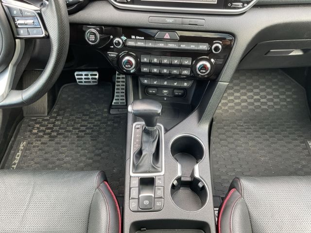 Fahrzeugabbildung Kia Sportage GT-LINE 4WD 1.6 T-GDI *LEDER-PAKET*PANO