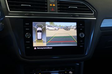 Volkswagen Tiguan Allspace Eleg. 2.0 TDI 4M HUD+PANO+AHK