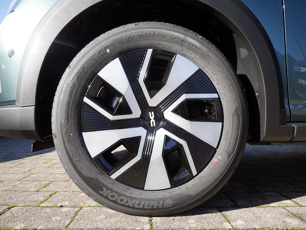 Fahrzeugabbildung Dacia Sandero Stepway Expression TCe 90