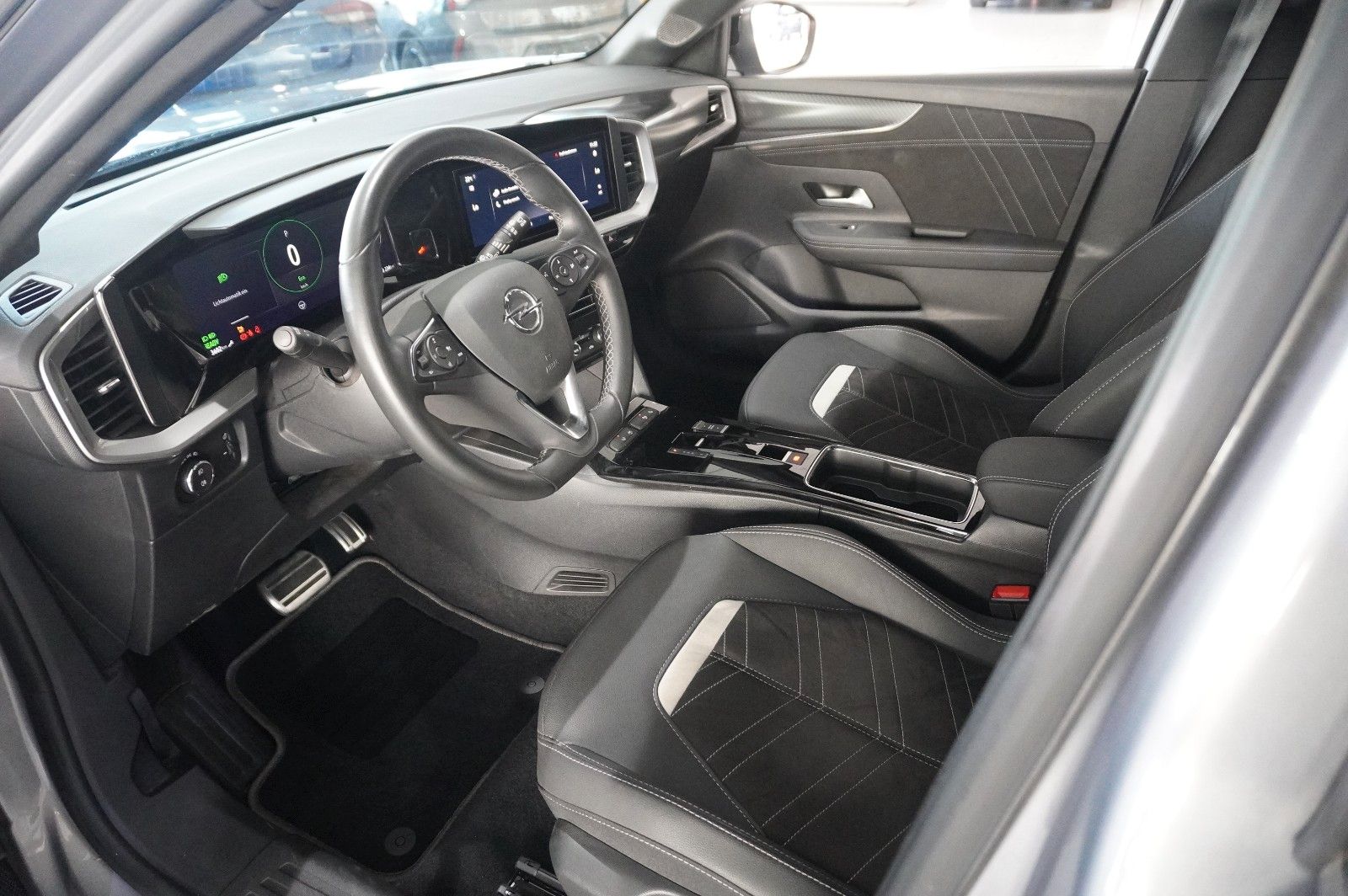 Fahrzeugabbildung Opel Mokka-e ULTIMATE 3-PHASIG NAVI/LED/KAMERA/DAB+