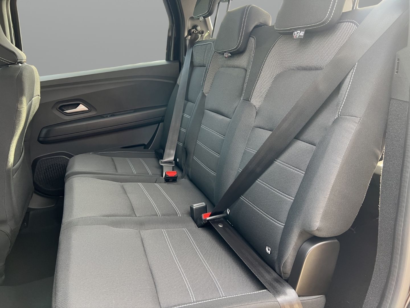 Fahrzeugabbildung Dacia Jogger Extreme+ 1.0 TCe 100 ECO-G EU6e Navi Klim