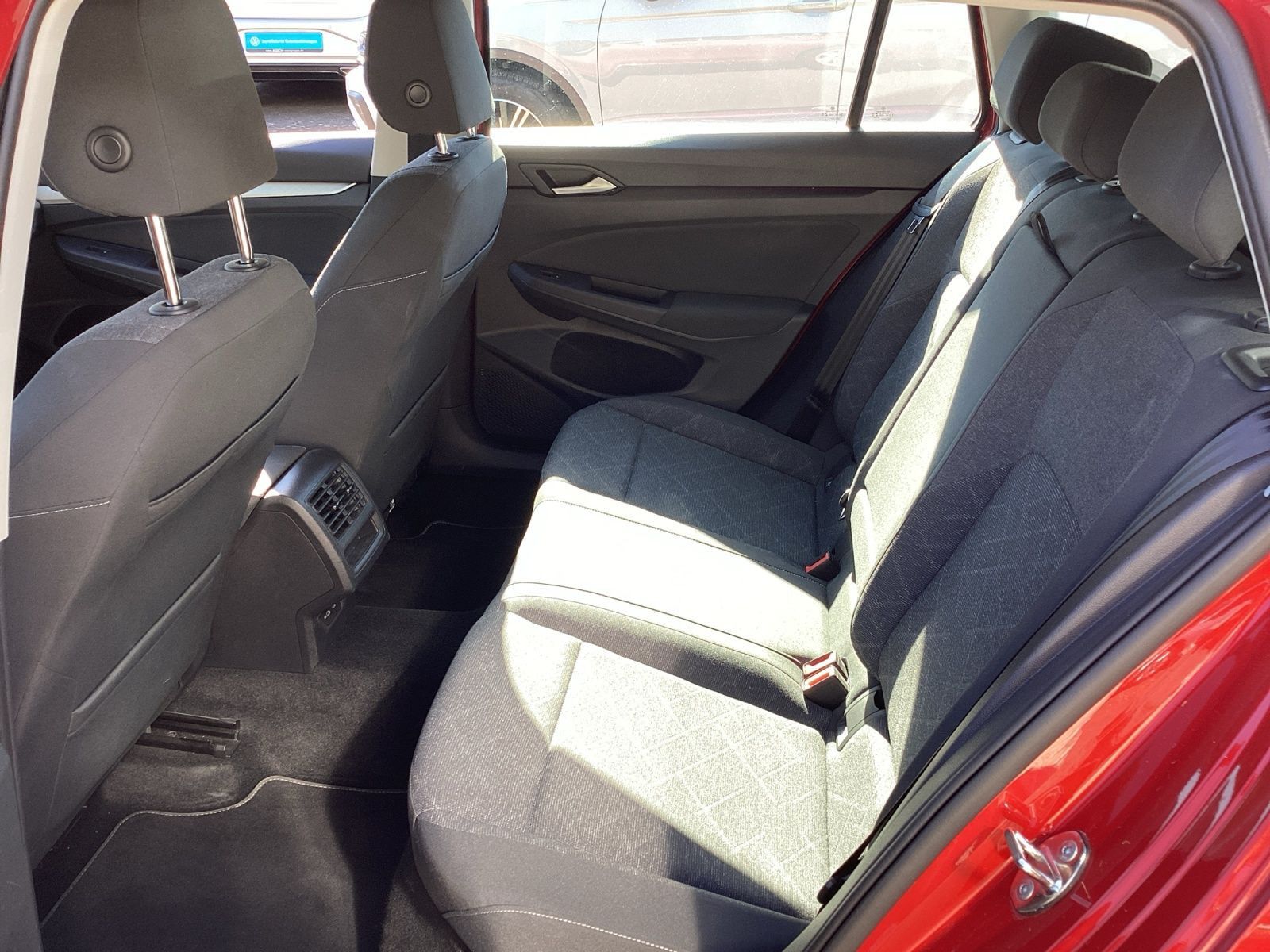Volkswagen Golf - Bild 14