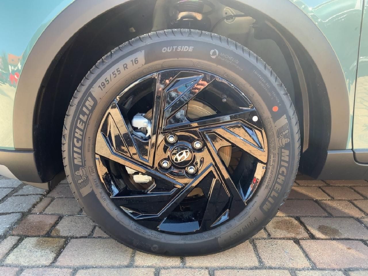 Fahrzeugabbildung Hyundai BAYON Blackline 2WD*