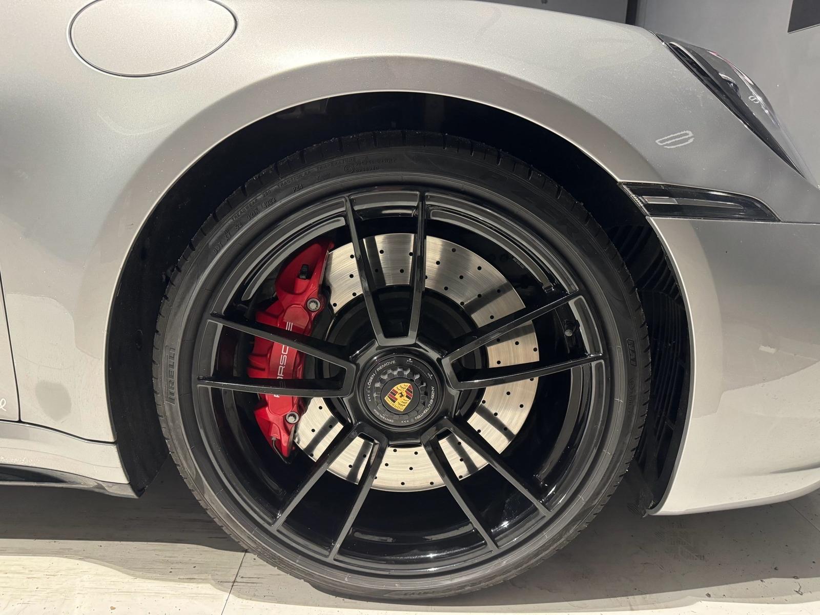 Porsche 911 Carrera GTS APPROVED*3*JAHRE/ VOLL LEDER – 17