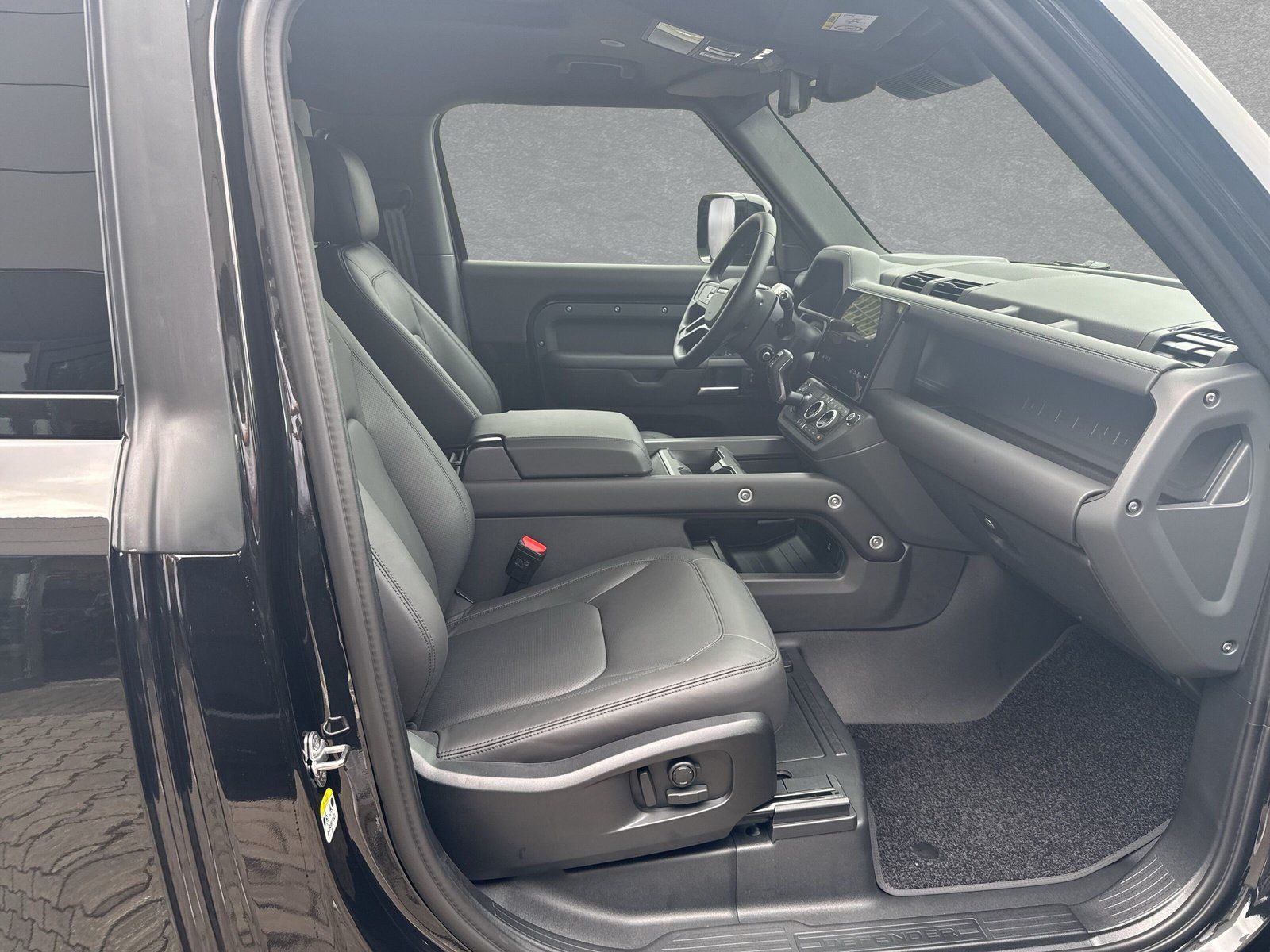 Land Rover Defender 90 3.0 Diesel AWD D350 X-Dynamic HSE imagem 3