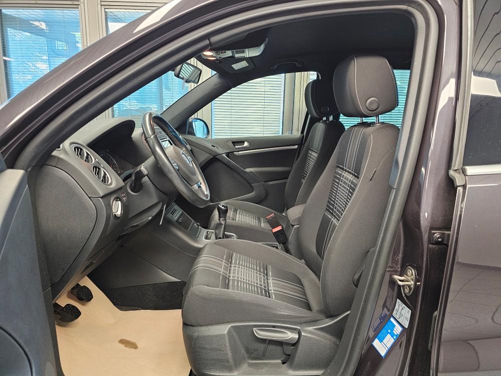 Volkswagen Tiguan Lounge Kamera,APP Connect,Winterräder,PDC