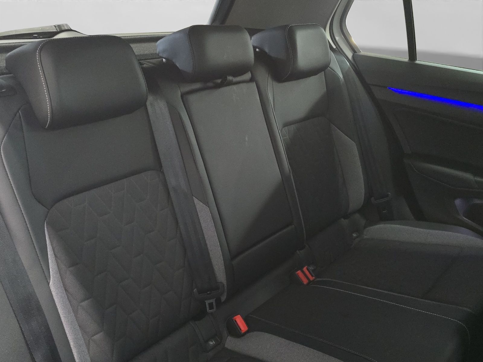 Volkswagen Golf - Bild 17