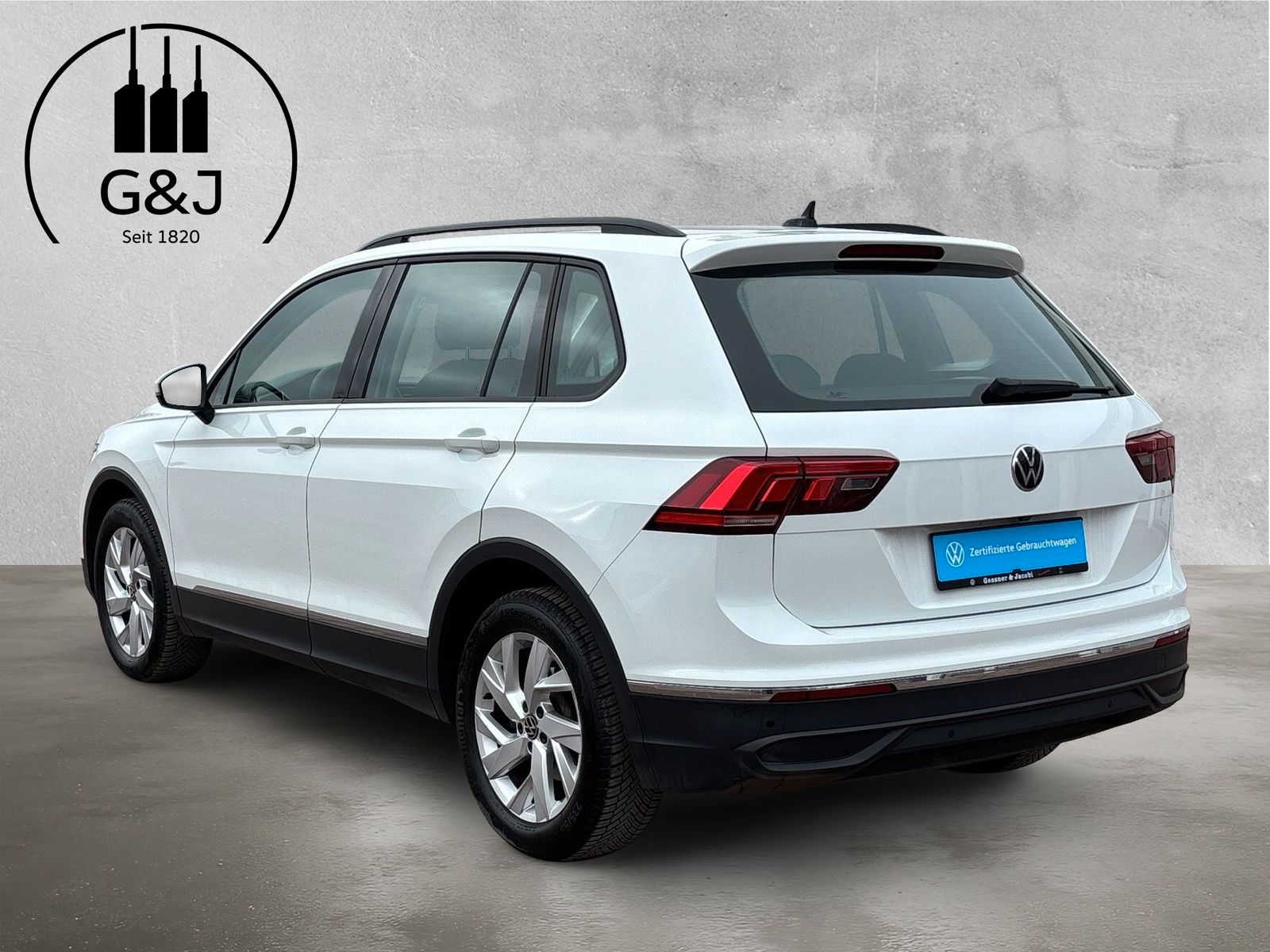 Fahrzeugabbildung Volkswagen Tiguan Life 1.5 TSI RFK Matrix-LED