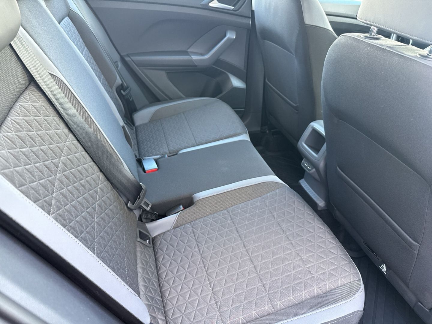 T-Cross Style 1.0 TSI Ganzj.Reifen Led Kamera Na