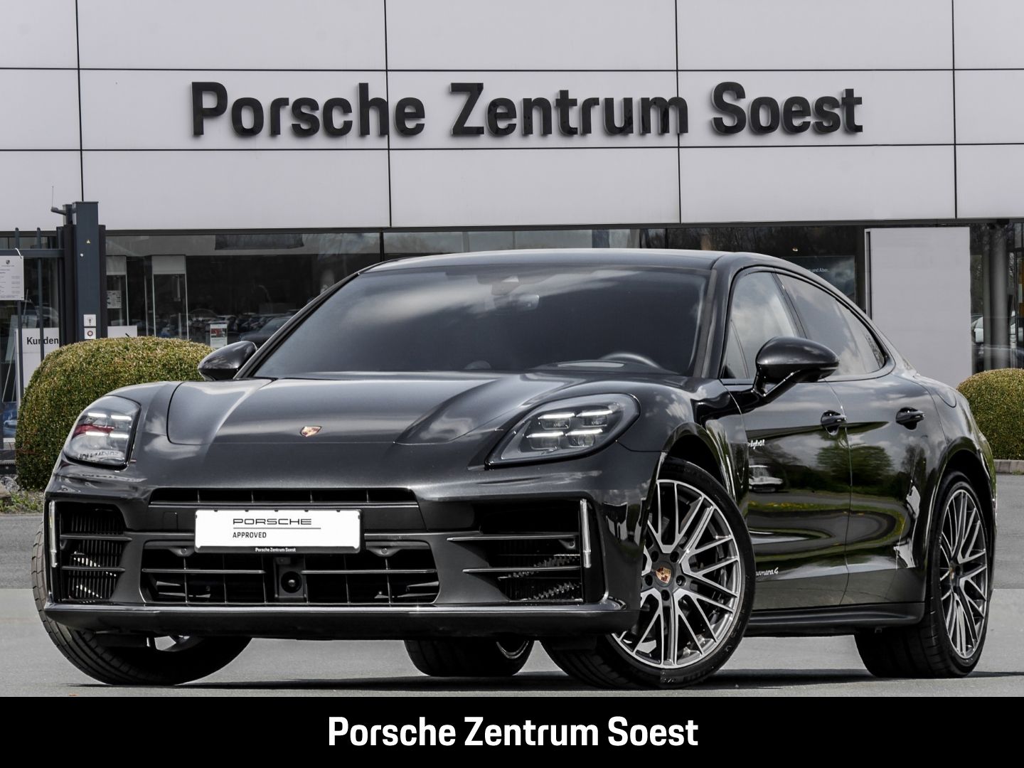 PORSCHE Panamera 4 E-Hybrid/21-Zoll/Panoramadach/BOSE