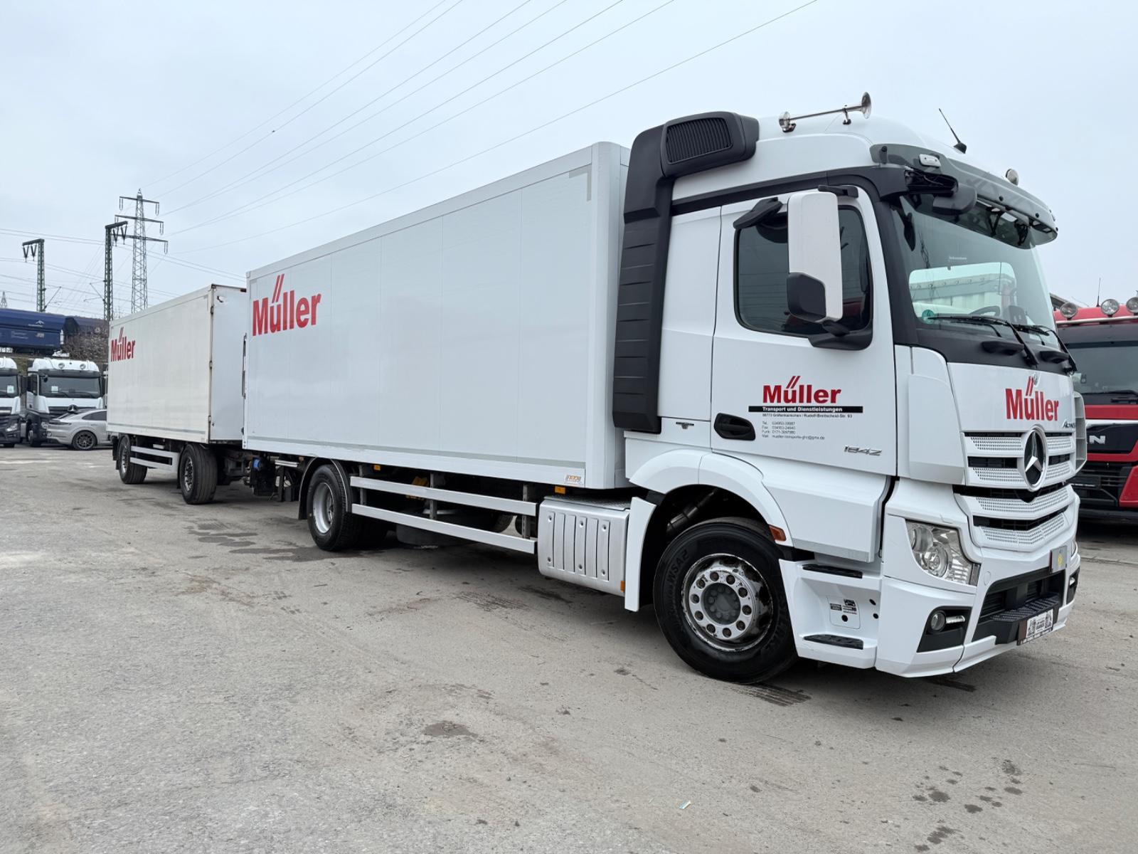 Mercedes-Benz Actros+Anhänger/1842L/Koffer/Durschlade/2XLBW/