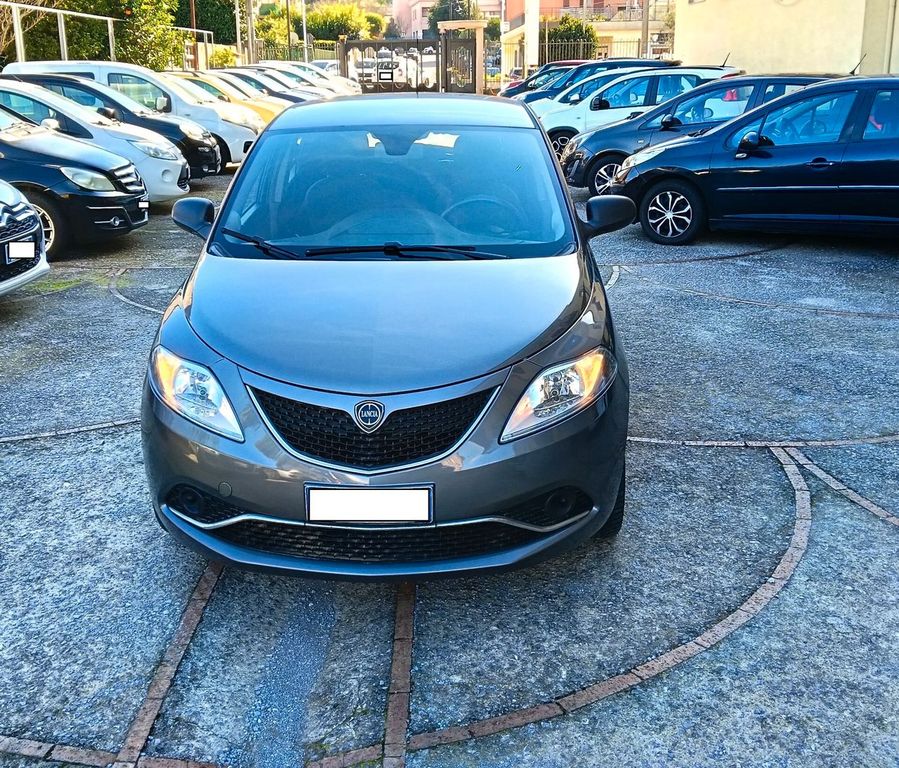 Image of Lancia Ypsilon