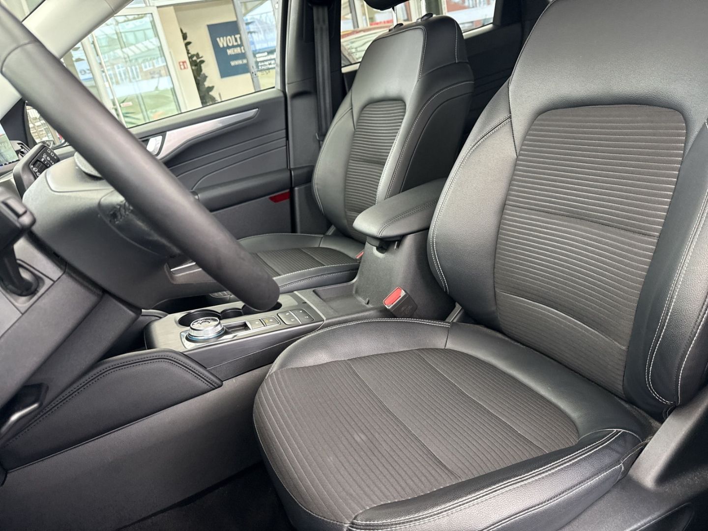 Fahrzeugabbildung Ford Kuga Hybrid Titanium X AWD/AHK/LED/HUD/TWA/Bang