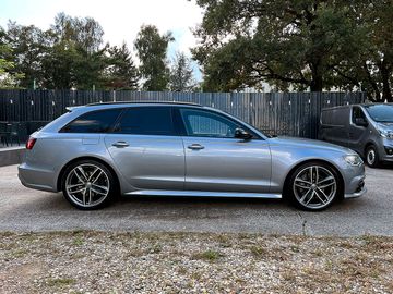 Audi A6 - 4